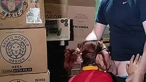 Cajera inocente del oxxo sexo en la bodega de la tienda