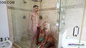 Stepmom gave shower blowjob after practice