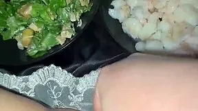 Muslim girl masturbates with food kinky porn compilation