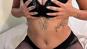 alt girl college slut shows huge boobs