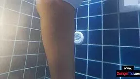 thai amateur teen gf gives blowjob and sex in pool