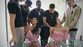 her best friend called six men to fuck all her holes nonstop