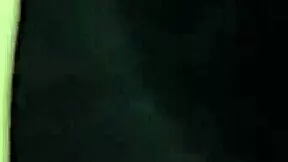 Pequea thai papi alguien me encontro masturbndome en la habitacin de mam