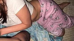 porno casero pijamada como mi hermanastra culona de 18 a�os es una experta con las mamadas escucha como grita dame mas mi amor casi la embarazo