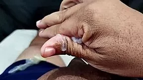 Safada teases and makes him cum fast