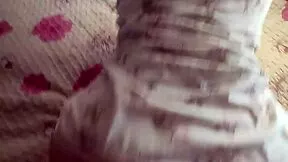 pijamada con mi hermanastra culona shaking her big ass