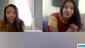 fodendo deitada e de quatro com cara safado no motel