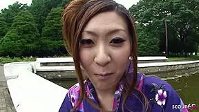 i geisha teen suck stranger at public toilet
