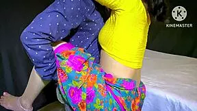 Boyfriend Lifts Saree And Fingers Tight Pussy