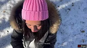 met a lost girl in the forest and fucked her with cum in her pussy