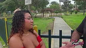 vecina culona despechada recibe consuelo y verga de peruano