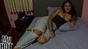 apenas cumpli� 18 me busc� para grabar su escena porno