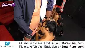 Amateur beauty in Plum-live competition