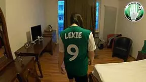 Lexie's steamy solo playtime