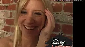 Lexy Lohan's natural tits playtime