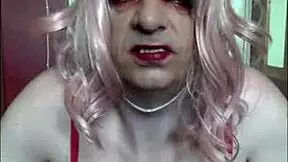 Bi-crossdresser's steamy homemade video